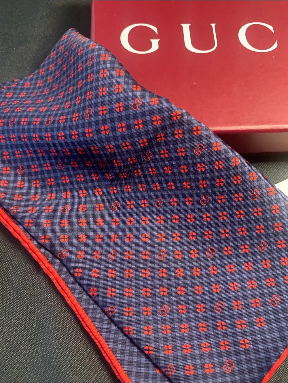 Gucci Men’s Navy and Red Patterned Silk Pocket Square